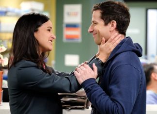 Brooklyn Nine-Nine 6×12/13: Casecation/The Bimbo