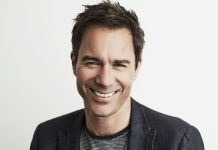 Atypical: Eric McCormack vai participar da 3ª temporada