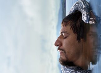Netflix divulga trailer e pôster de ‘O Escolhido’, novo suspense sobrenatural brasileiro