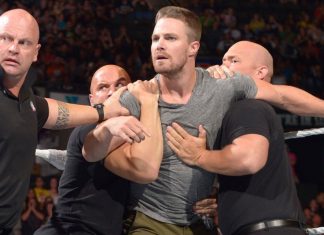Stephen Amell de ‘Arrow’ vai interpretar vilão de luta livre em ‘Heels’, nova série do canal Starz