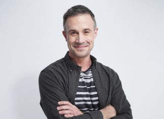 Freddie Prinze Jr. irá estrelar revival de ‘Punky, A Levada da Breca’ ao lado de Soleil Moon Frye
