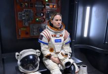 ‘Away’ é cancelada pela Netflix depois de apenas uma temporada
