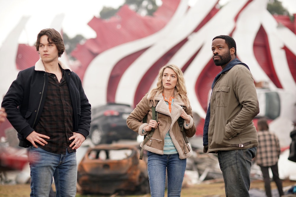 La Brea - Season 1