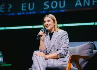 CCXP23: Início do segundo dia é marcado por painéis do Adult Swim e Junji Ito