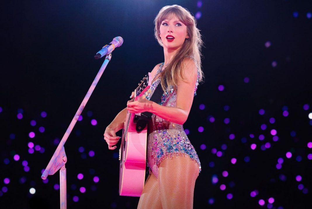 Disney_TaylorSwift_ErasTour_4x5_BPO_x2_JLG