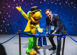 D23 Brasil: Renato D’Angelo e Zé Carioca inauguram evento