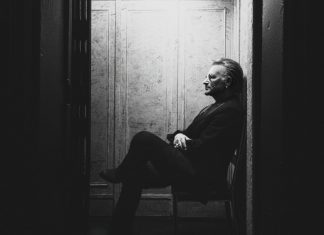 ‘Bono: Histórias de Surrender’: AppleTV+ divulga data de estreia do longa documental sobre o vocalista do U2